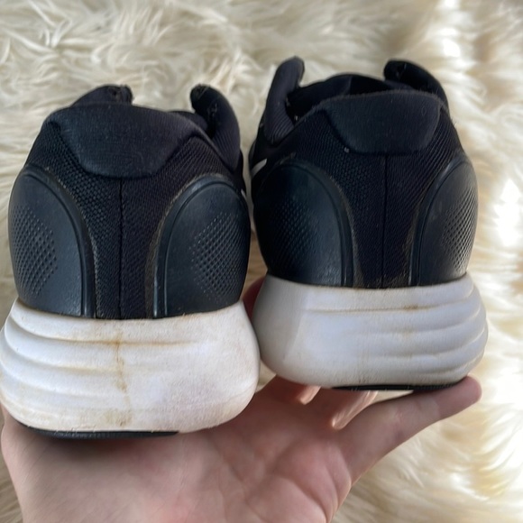 Nike running shoes - Picture 11 of 16